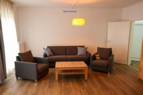 Freundliche Wohnung mit Parkplatz und Terrasse